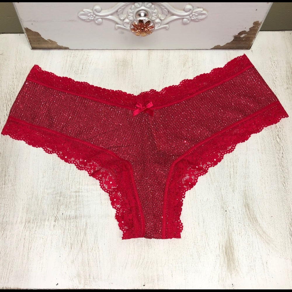 Metallic Red Cheeky